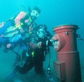 underwater_mailbox.jpg