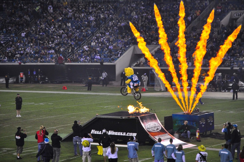 FIreworks_at_the_Stadium.jpg