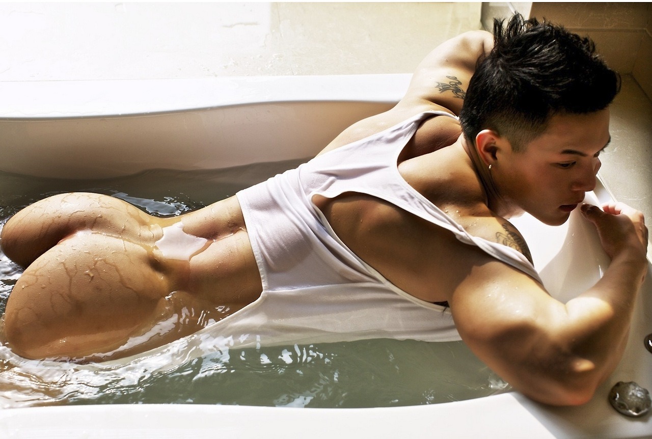 tumblr_nw94brCWk31qe9a6xo1_1280.jpg