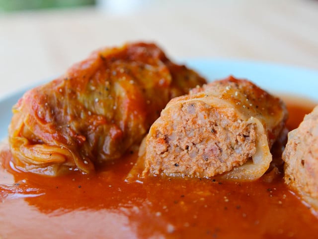 Stuffed-Cabbage-Leaves-Filling-640x480.jpg