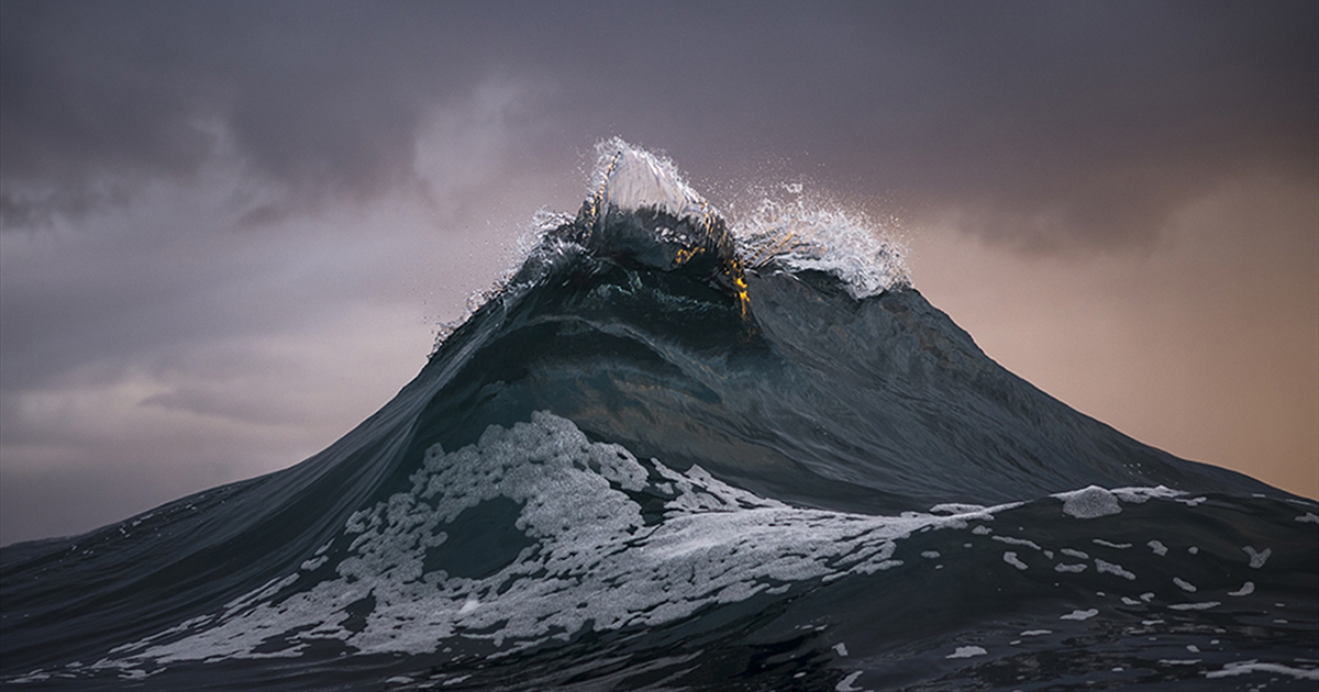 wave-photography-ray-collins-fb.jpg