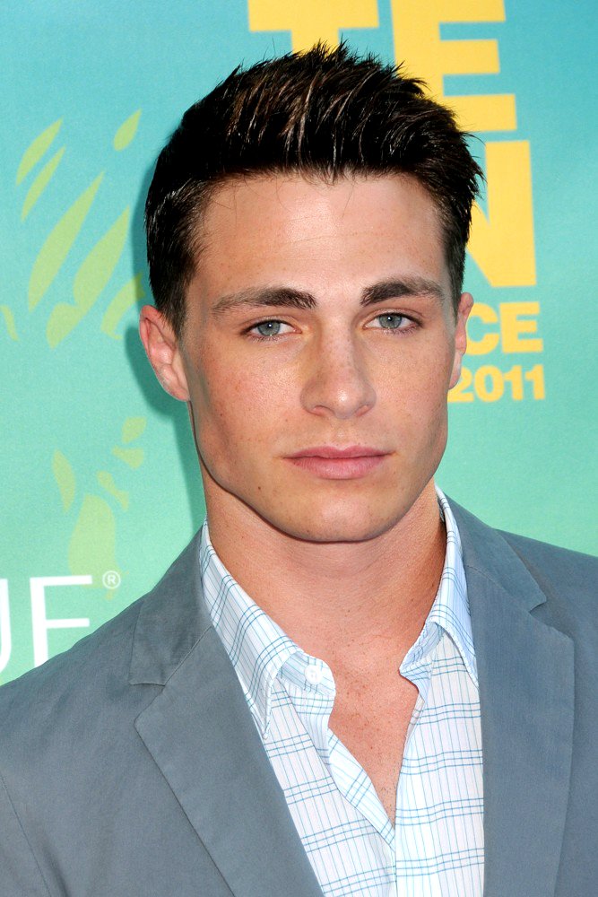 colton-haynes-2011-teen-choice-awards-01.jpg