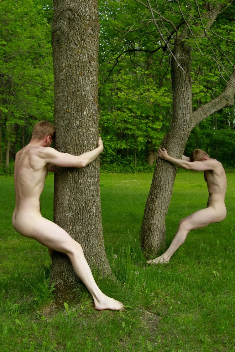 fun-nude-guys.jpg