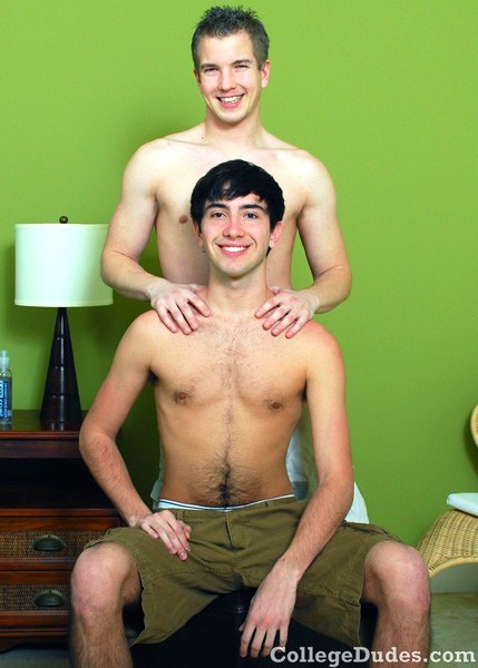 college_dudes-scott_fucks_chad_5_25647_1.jpg