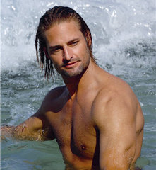 josh-3-josh-holloway-2215220-221-240.jpg