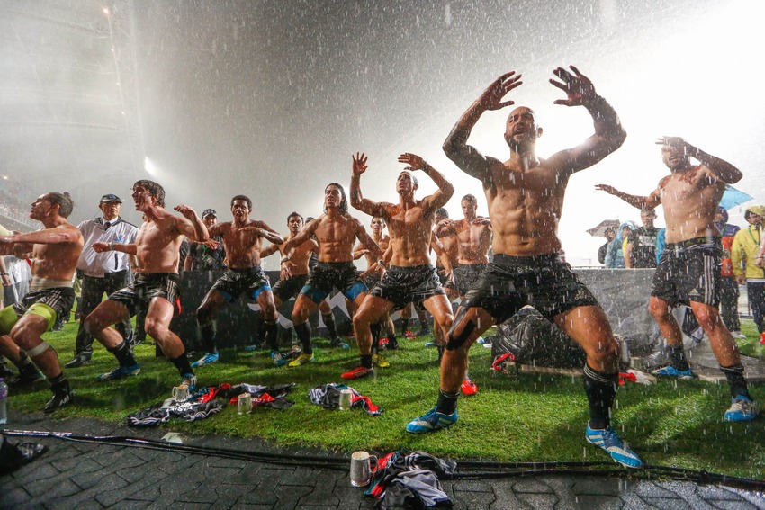 shirtless_rugby_men-1.jpg