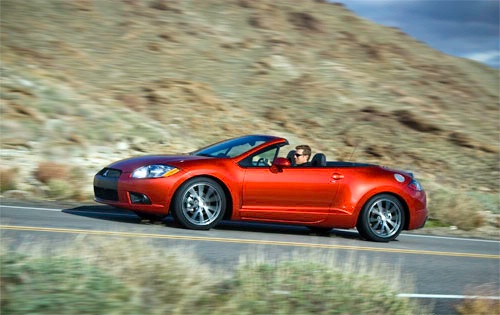2009_mitsubishi_eclipse_coupe_2.jpg