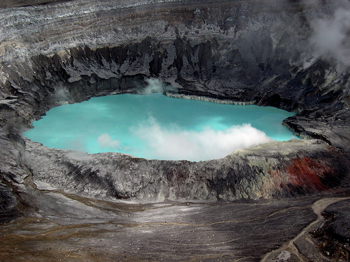 poas-volcano-crater.jpg