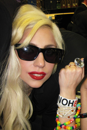 ladygaga-noh8.jpg