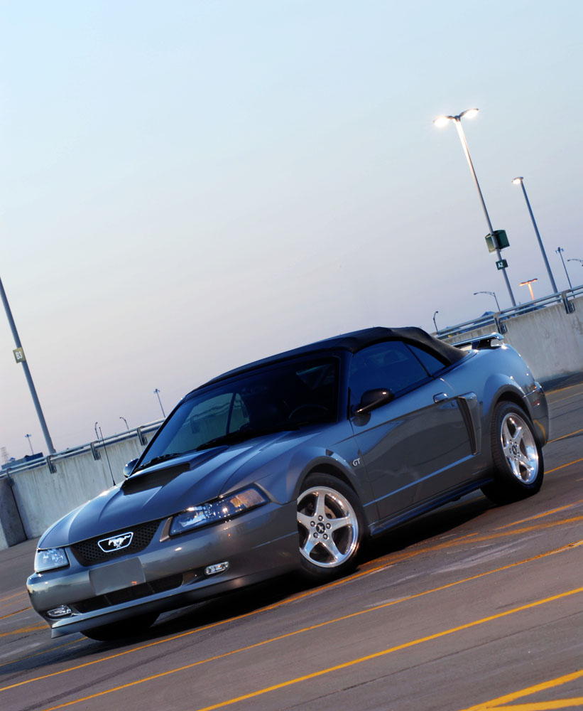 4373-2003-Ford-Mustang.jpg
