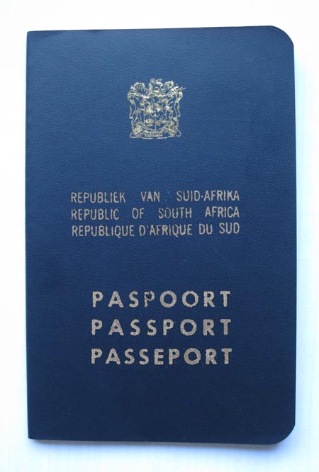 Pre_1994_South_African_passport_web.jpg