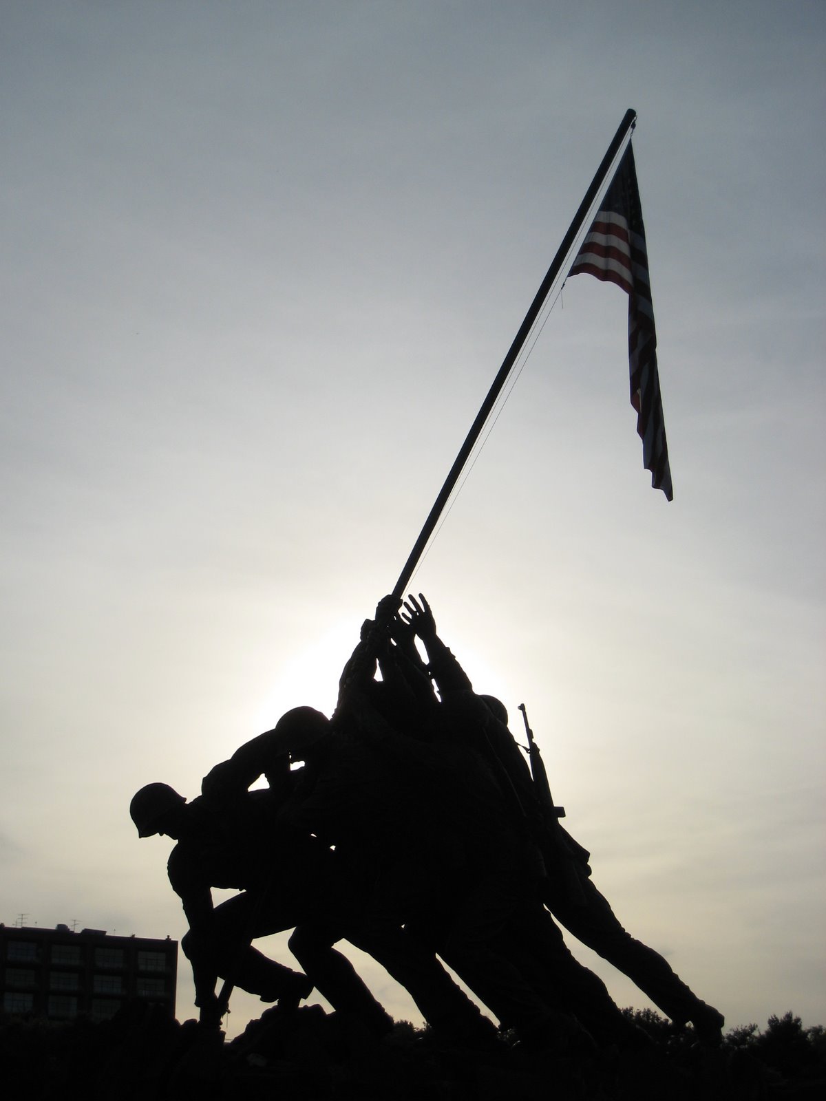 USMC_Memorial_Silhouette.jpg