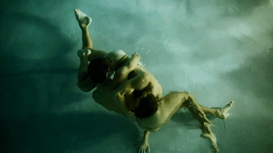 tumblr_nvose6whi51sil9tao2_540.gif