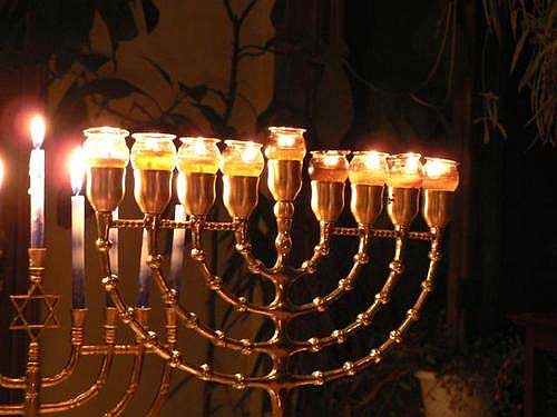 menorah_500x375.jpg