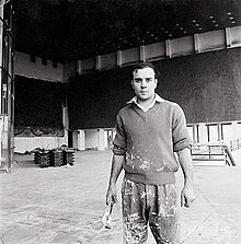 220px-Yves_Klein.jpg