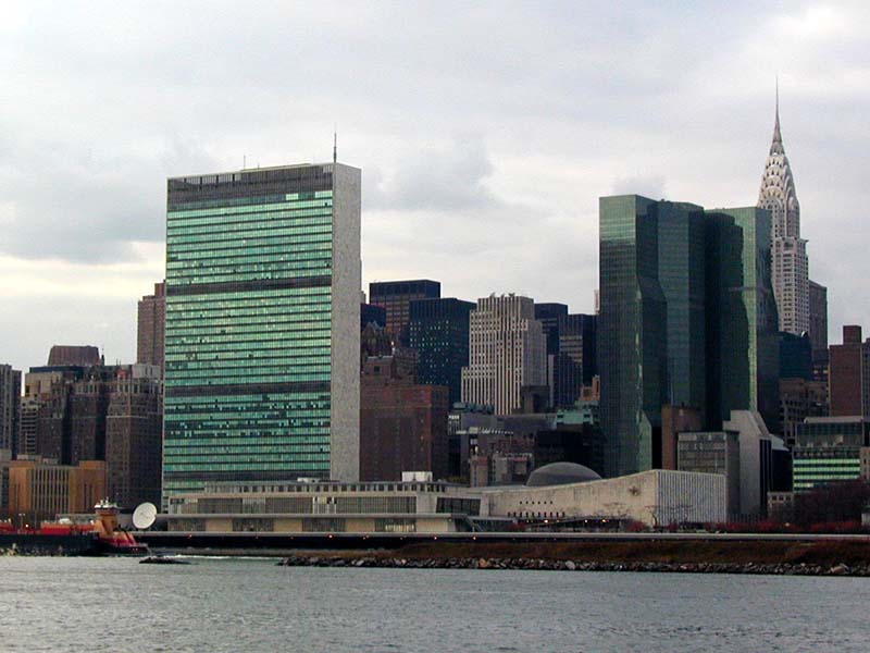 united_nations_queensborough_18nov00.jpg