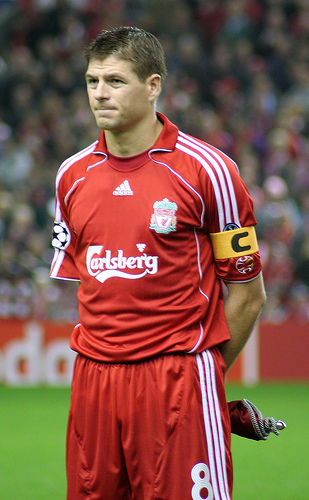 Steven_Gerrard_capten.jpg