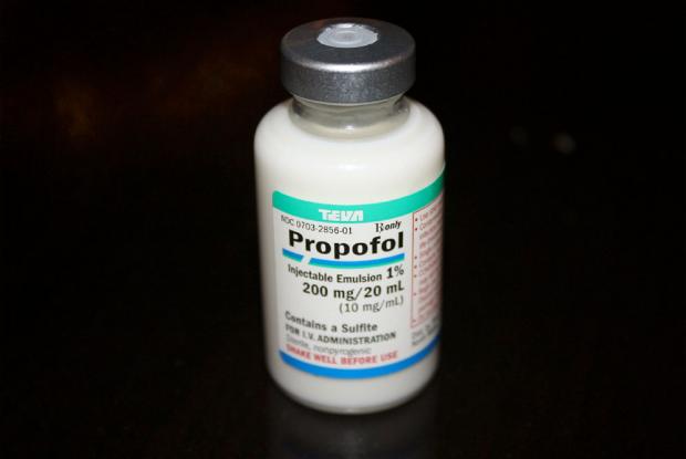 Bote_200_miligramos_Propofol.jpg