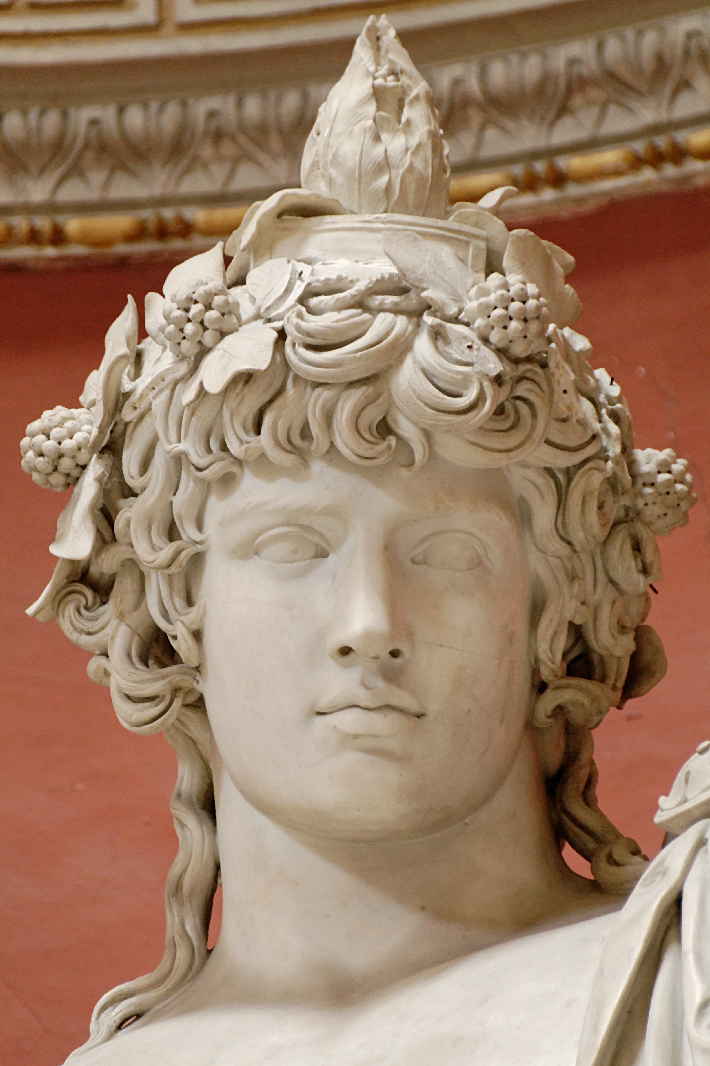 Antinous_Pio-Clementino_Inv256_n7.jpg