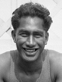 duke-kahanamoku-2-sized.jpg