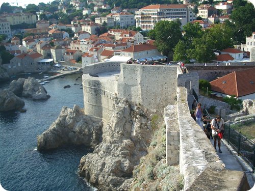 dubrovnik-city-walls-1.jpg