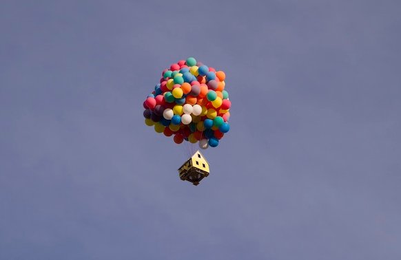 cluster_balloon_flying_house.jpg