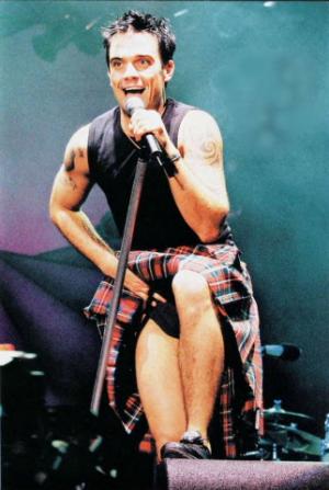 kilt-robbie-williams.jpg